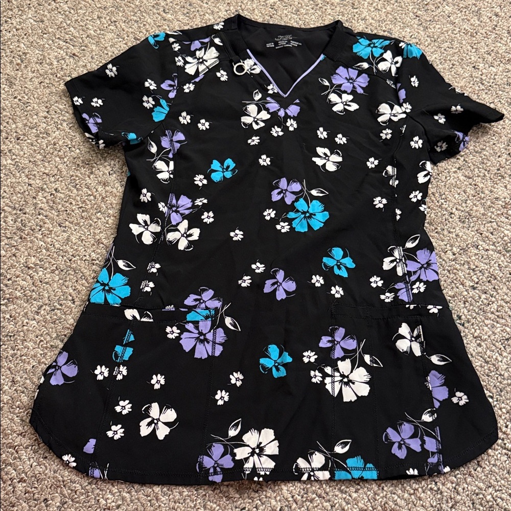 Cherokee infinity stretch scrub top